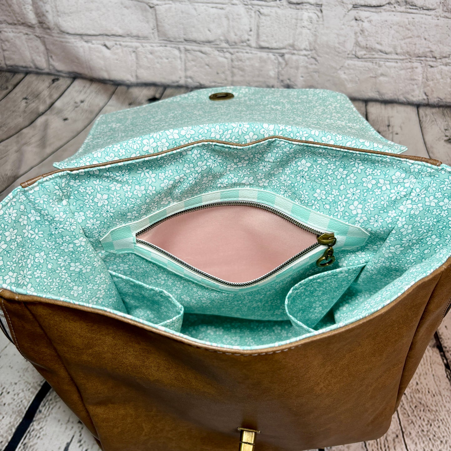Aqua Check Siah Sidekick Backpack