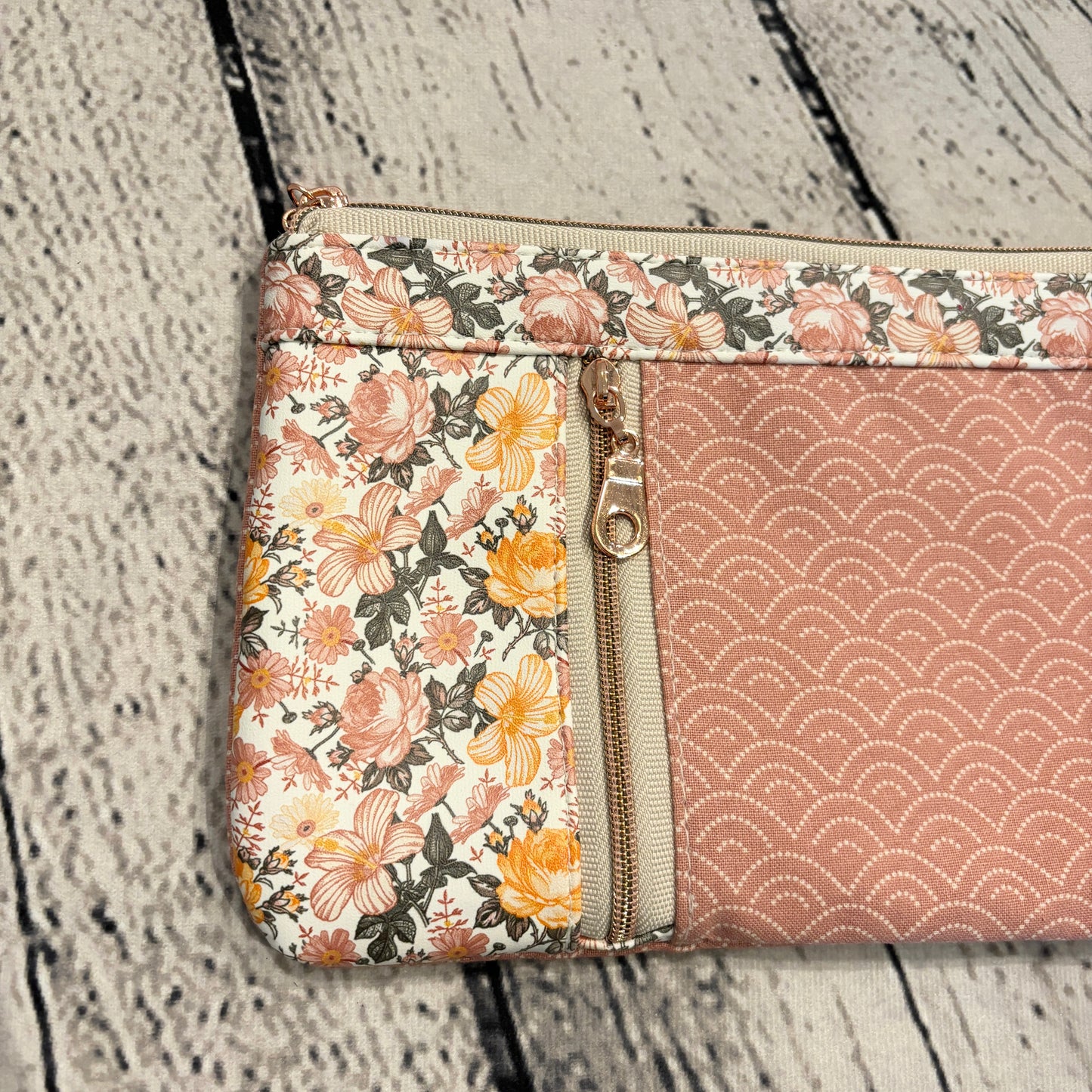 Floral & Scallops Zippered Wallet