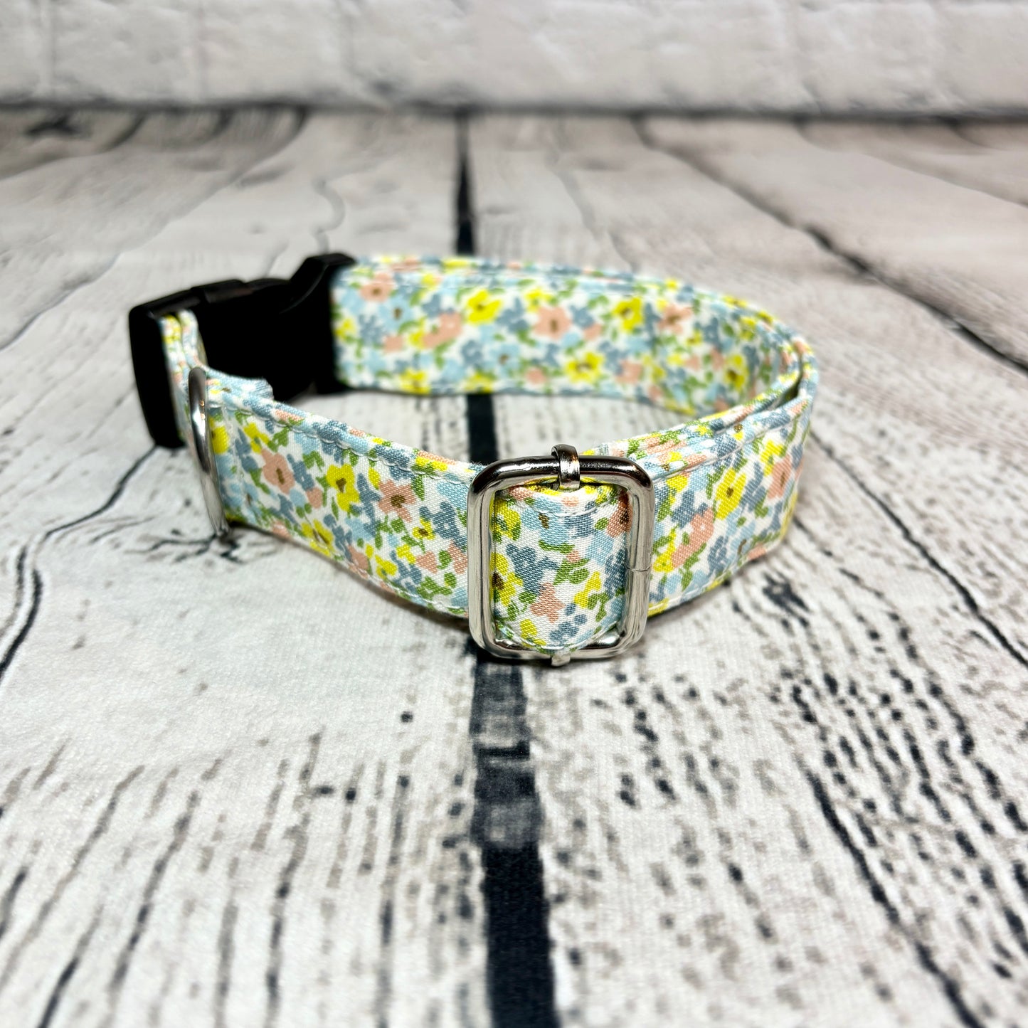 Pet Collar - Spring Flowers