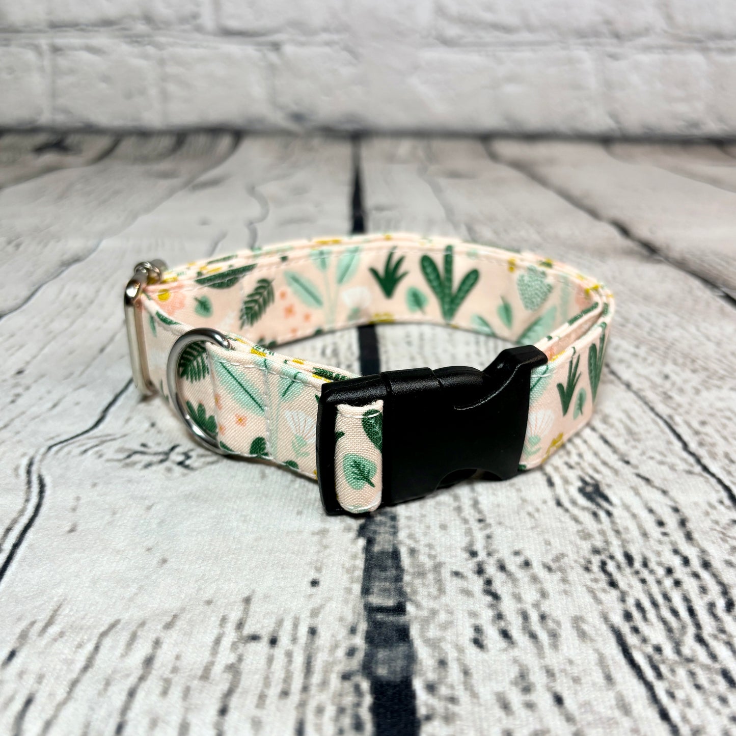 Pet Collar - Hibiscus Foliage