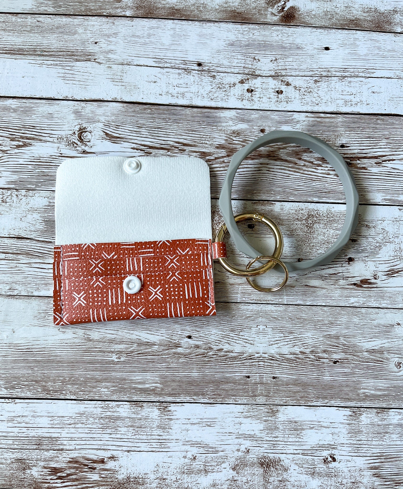 Faux Leather Three-Pocket Wallet Bangle Keychain