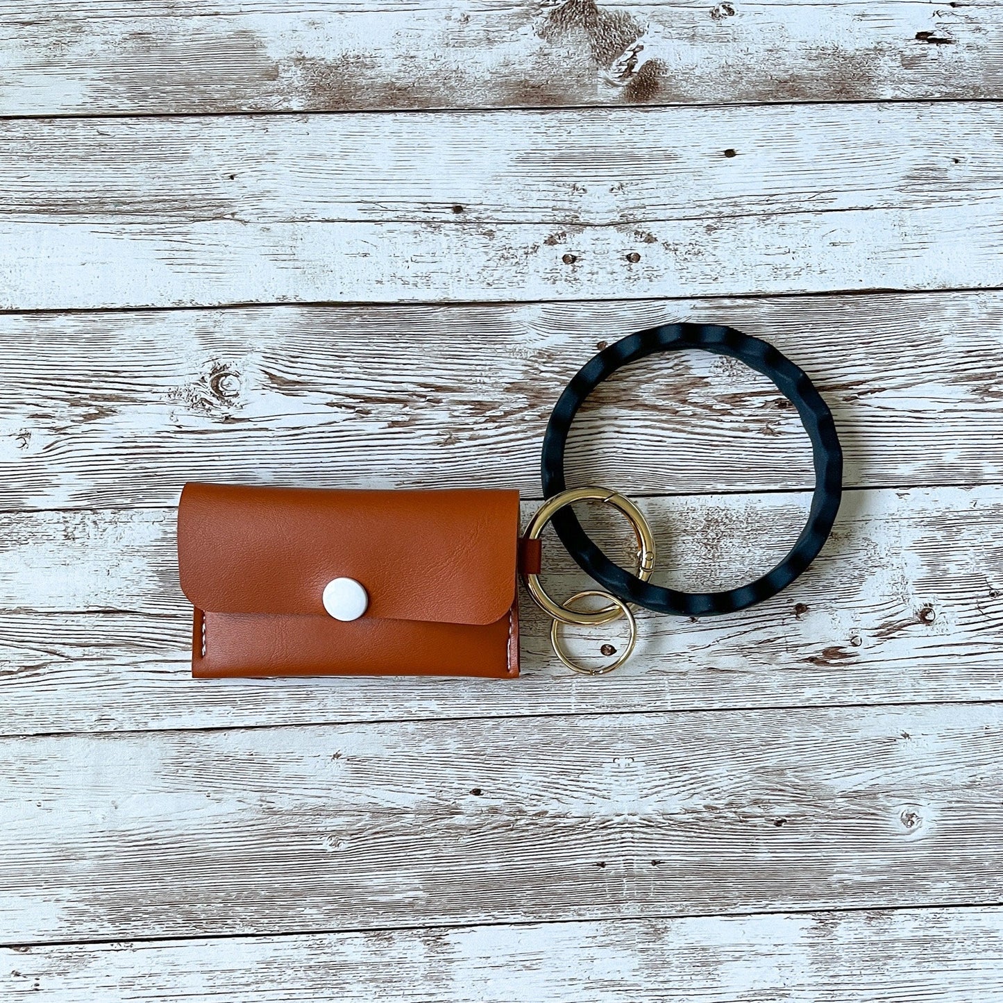 Ginger Faux Leather Three-Pocket Wallet Bangle Keychain