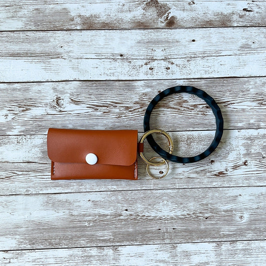 Ginger Faux Leather Three-Pocket Wallet Bangle Keychain