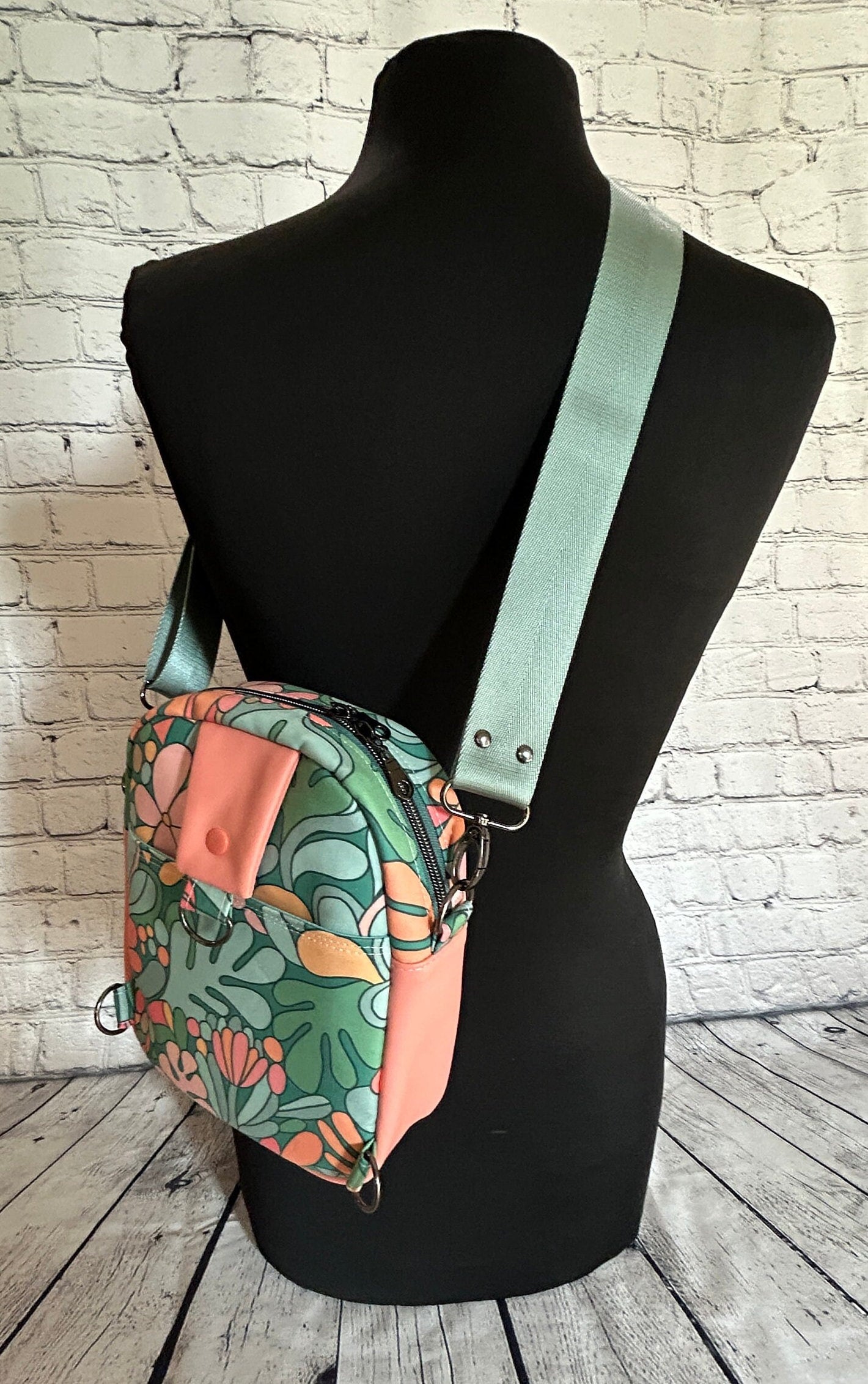 Retro Floral Convertible Crossbody Sling Bag