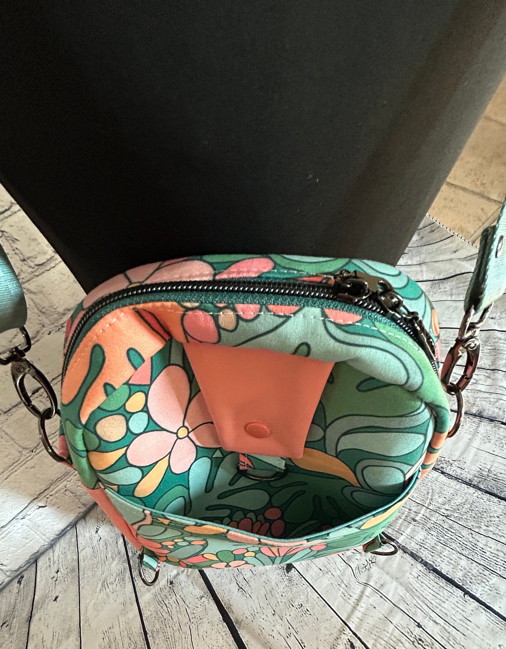 Retro Floral Convertible Crossbody Sling Bag